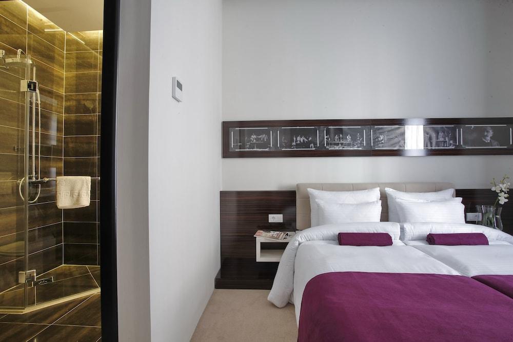 Hotel Theater Belgrade Garni Экстерьер фото